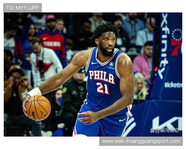 乔尔·恩比德今天又穿成富豪逛街，路人看了都怀疑走错片场了？