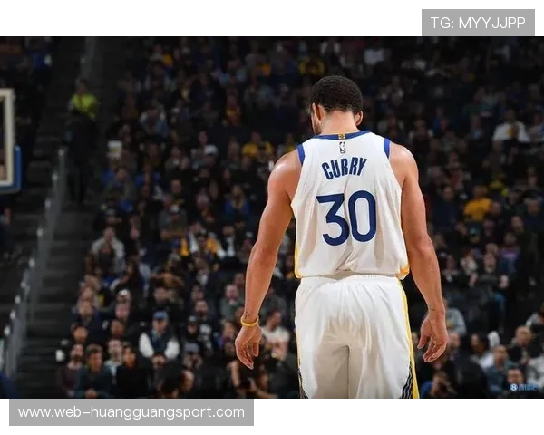 普尔无球跑位拉开库里空间比上季外线更稳