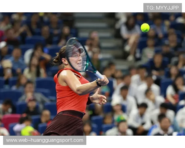 出界规则：球完全越线才算出界，最后触球方决定发球方式