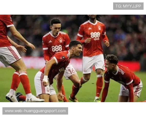 热刺边路猛攻难掩中路瘫痪，单线依赖能否持续影响争四格局？